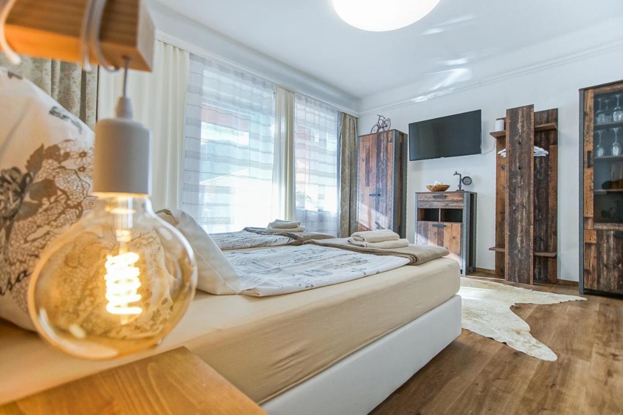 Auszeit Steiraland 3 Mit Ueberdachter Terasse Privatem Garten Und Gratis Parkplatz Leoben (Styria) Exterior foto
